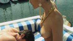 Голая грудь Джессики Кларк в фильме Chemistry фото #5