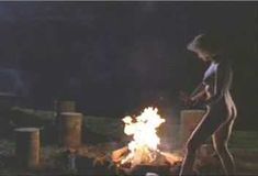 Голая Джессика Лэнг в фильме «Стопроцентный американец для всех» фото #2