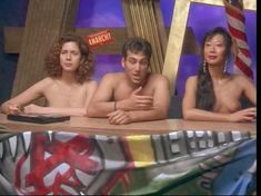 Голая Джессика Хехт в фильме «Анархия TV» фото #6