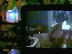 Голая Джина Беллман в фильме «Паранойя» фото #8