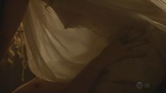 Голая Джина МакКи в сериале «Борджиа» фото #1