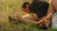 Голая Джоан Северанс в фильме «Озеро любви» фото #25