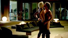 Голая Джованна Ди Раузо в фильме «Криминальный роман» фото #1