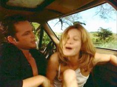 Джои Лорен Эдамс  засветила грудь в фильме «Прохладное сухое место» фото #2