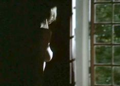 Голая Джолин Блэлок в сериале «Охотники за алмазами» фото #12