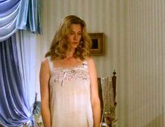 Голая Джоэли Ричардсон в сериале «Любовник леди Чаттерлей» фото #2