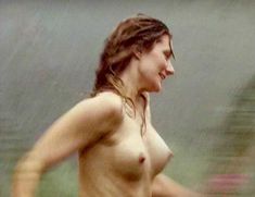 Голая Джоэли Ричардсон в сериале «Любовник леди Чаттерлей» фото #20