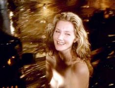 Голая Джоэли Ричардсон в сериале «Любовник леди Чаттерлей» фото #22