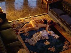 Голая Джоэнна Гоуинг в фильме «Шантаж» фото #5