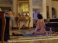 Голая Джоэнна Гоуинг в фильме «Шантаж» фото #8