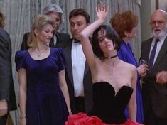 Голая Джоэнна Гоуинг в фильме «Шантаж» фото #13