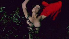 Голая Джуди Аронсон в фильме «Пятница 13-е – Часть 4. Последняя глава» фото #9