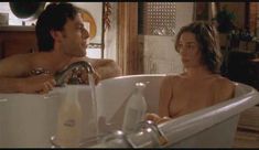 Голая Джулианна Николсон в фильме «Фланелевая пижама» фото #2