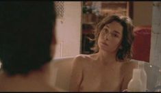 Голая Джулианна Николсон в фильме «Фланелевая пижама» фото #4