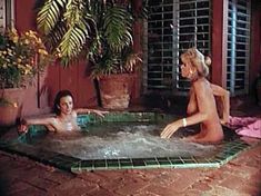 Голая Дона Спейр в фильме «Победить или умереть» фото #3