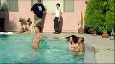 Голая Дэбби Рошон в фильме «Кровопускание» фото #5