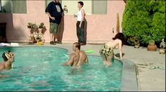 Голая Дэбби Рошон в фильме «Кровопускание» фото #6