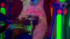 Голая Дэйзи Мари в сериале «Тайны и секреты личной жизни студентов» фото #39