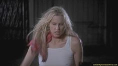 Соски Дэрил Ханны в фильме «Тяжелые деньги» фото #1