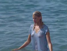 Голая Дэрил Ханна в фильме «Летние любовники» фото #12