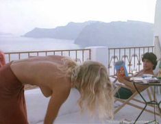 Голая Дэрил Ханна в фильме «Летние любовники» фото #16