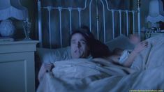 Женевьев Бюжо засветила грудь в фильме «Связанные насмерть» фото #1