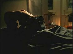 Голая Жюдит Годреш в фильме «Энтропия» фото #4