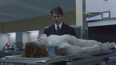 Голая Жюльенна Дэвис в фильме «С широко закрытыми глазами» фото #5