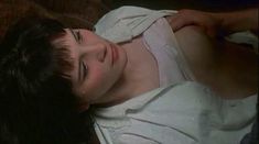 Голая Жюльет Бинош в фильме «Невыносимая легкость бытия» фото #13