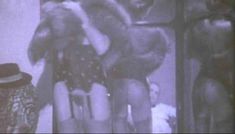 Горячая Зара Уайтс снялась полностью голой в фильме «Все леди делают это» фото #2