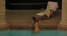 Голая Зита Гёрёг в фильме «8 миллиметров 2» фото #13