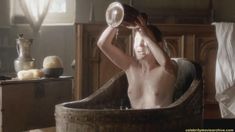 Голая Ив Понсонби в сериале «Белая королева» фото #3