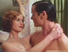 Голая Изабель Юппер в фильме «Виолетт»