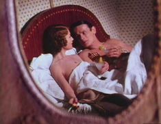 Голая Изабель Юппер в фильме «Виолетт»