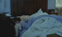 Голая Изабель Юппер в фильме «Лулу» фото #2