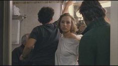 Голая Изильд Ле Беско в фильме «Неприкасаемый» фото #1