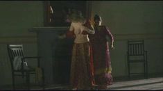 Голая Изильд Ле Беско в фильме «Неприкасаемый» фото #14