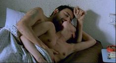 Голая Ингрид Рубио в фильме «Убей меня нежно» фото #6