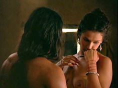 Голая Индира Варма в фильме «Кама Сутра. История любви» фото #5