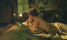 Полностью голая Ирен Жакоб в фильме «Двойная жизнь Вероники» фото #12