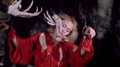 Голая Ирина Мовила в фильме «Подвиды» фото #6