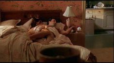 Красотка КаДи Стрикленд оголила грудь и попу в фильме «Уокер Пейн» фото #8