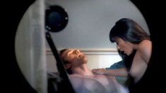 Голая Кайлани Лей в сериале «Секс-хроники» фото #9