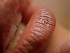 Голая Камилла Овербай Рус в фильме «На границе» фото #11