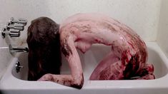 Голая Камилль Китон в фильме «Я плюю на ваши могилы» фото #50