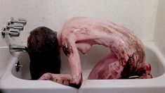 Голая Камилль Китон в фильме «Я плюю на ваши могилы» фото #52