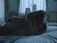 Голая Карен Аллен в фильме «Ответный огонь» фото #3