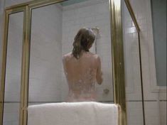 Голая Карен Аллен в фильме «Ответный огонь» фото #5