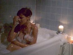 Голая грудь Кари Вурер в фильме «Вожделение Кейт» фото #1