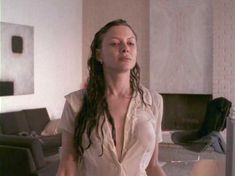 Голая Кари Вурер в фильме «Паутина» фото #8